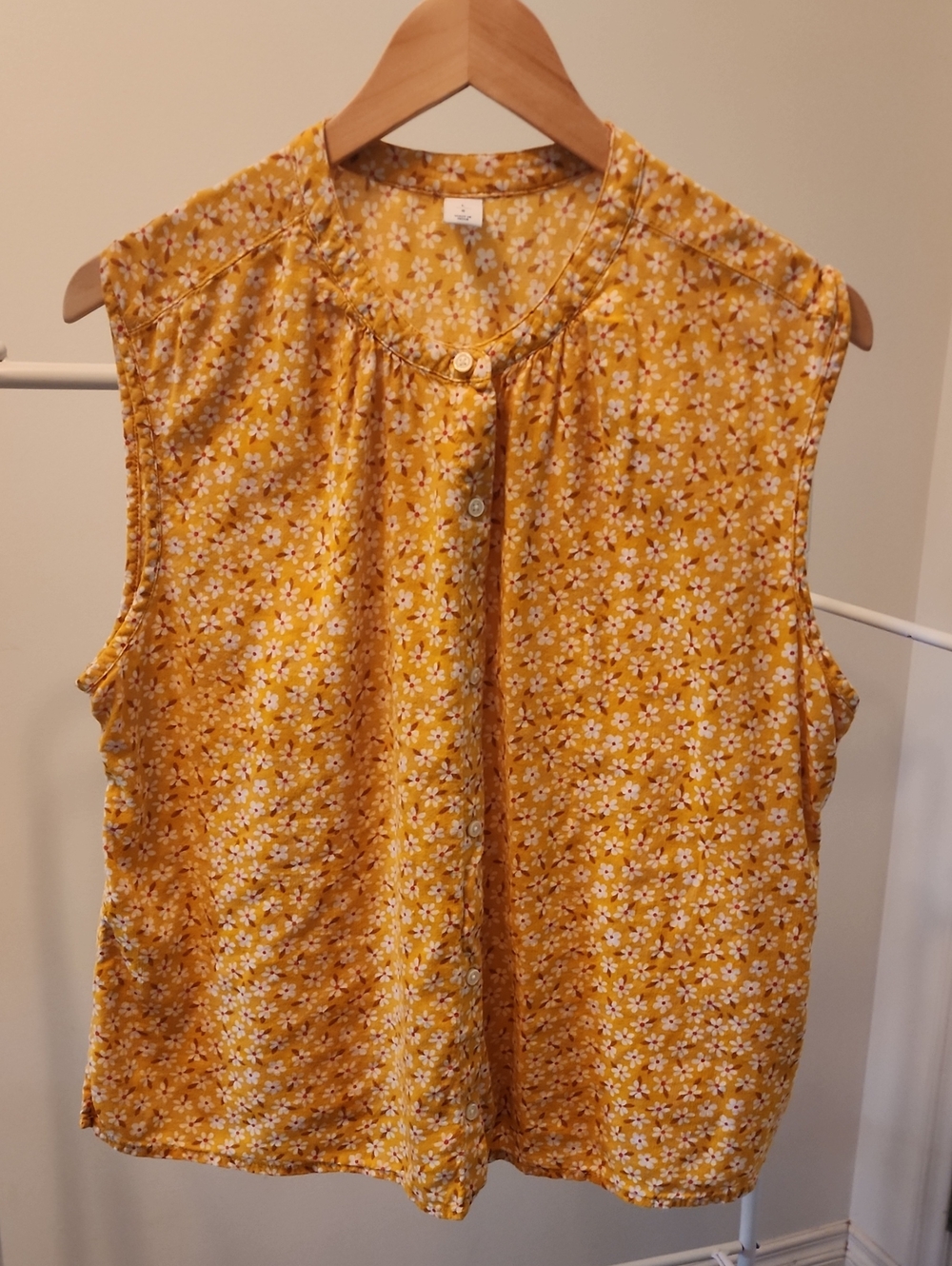 Old Navy Flowered Tank Top